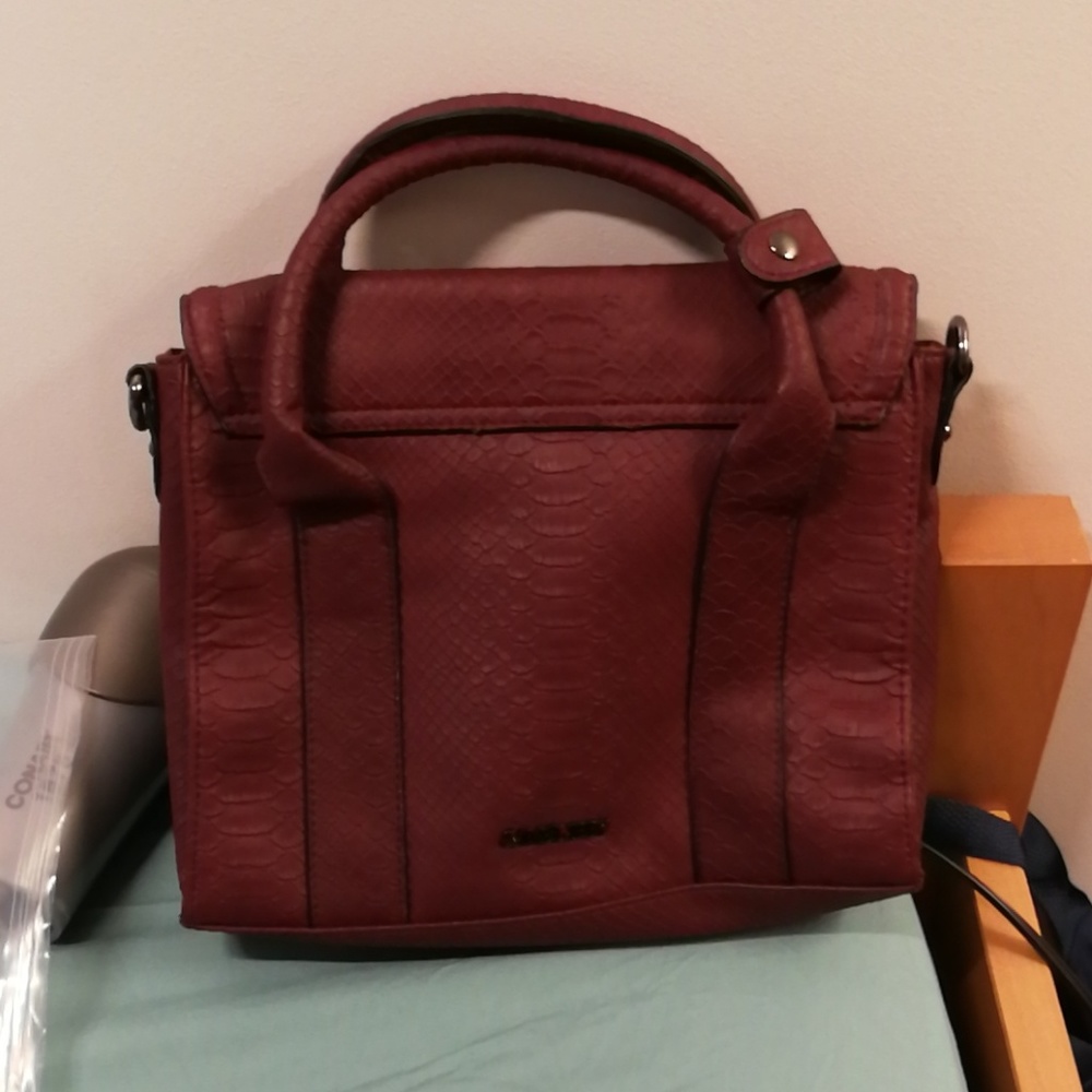 nice medium size handbag - Picture 2 of 6
